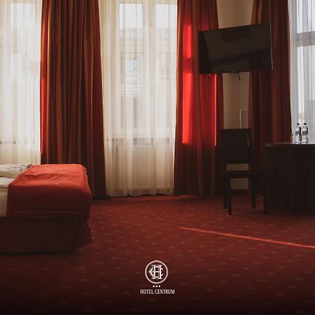 Hotel Centrum ซอสนอวีแยตส์ ภายนอก รูปภาพ